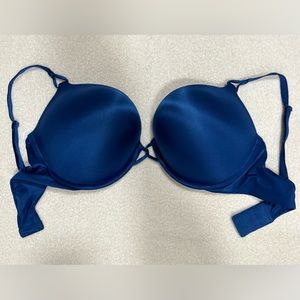 Victoria’s Secret push-up bra